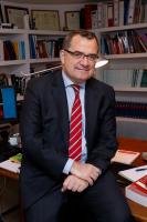 Carlos M�nguez Oliva Abogado