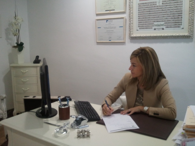 Sandra  Burgos Abogada  Abogado